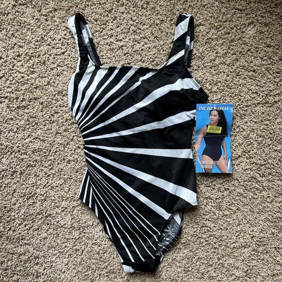 Inches Away One Piece Swimsuit NWT Size 10 Tummy Control Black White Starburst - Picture 1 of 8